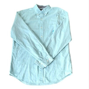 Nautica slim fit men’s long sleeved button down Checked Mint green Size Medium